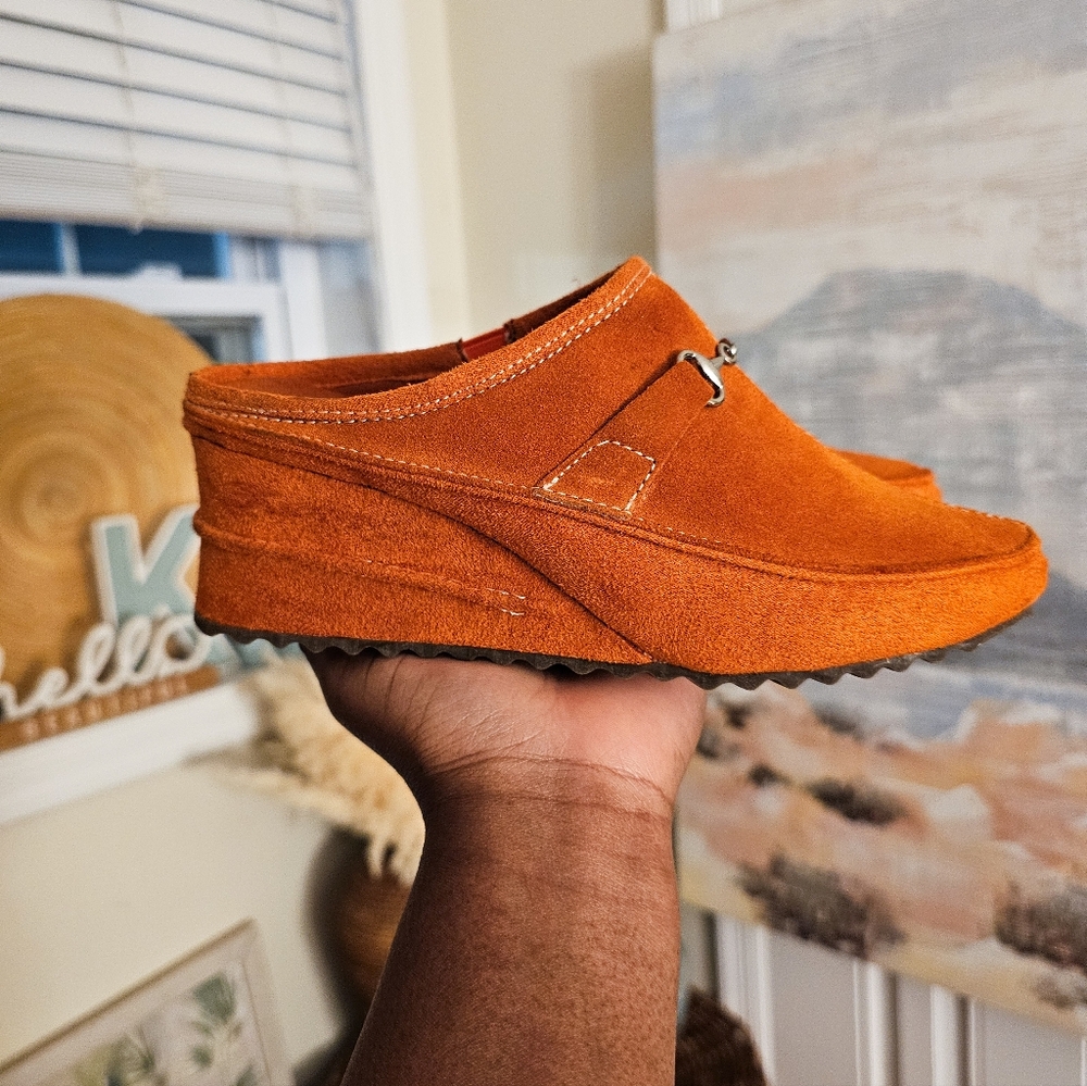 AJ Valenci Built for Comfort Suede Slip-On Wedge Mules | Burnt Orange | Size 6.5